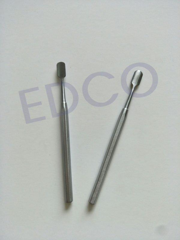 Cuticle pusher