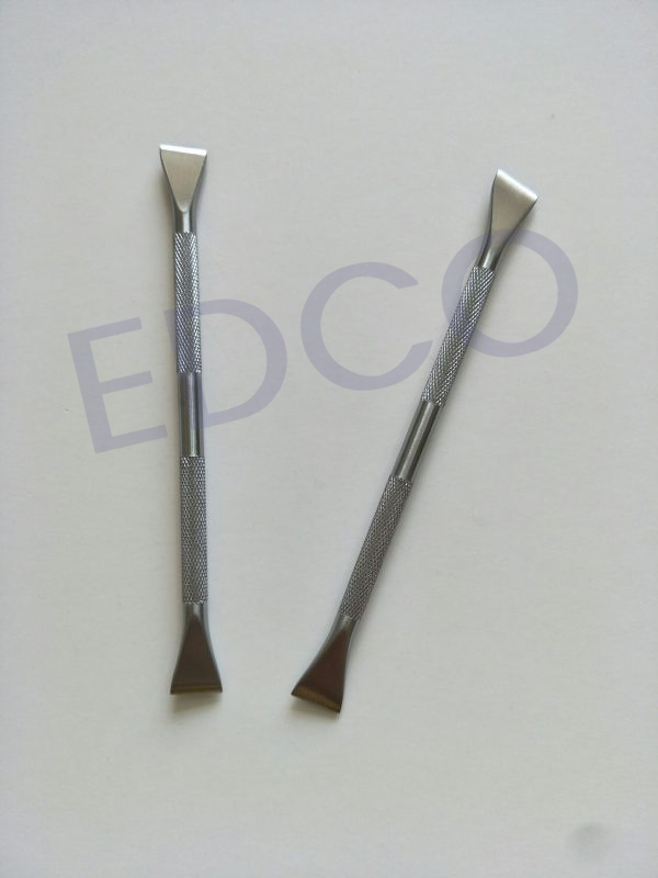 Cuticle pusher